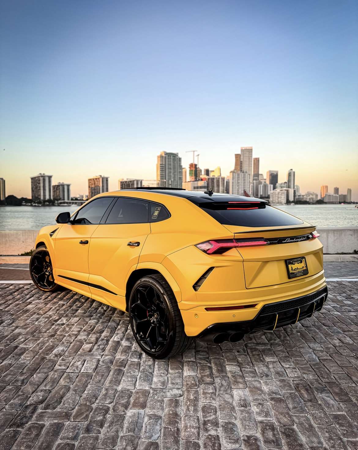 Lamborghini Urus (Yellow) Rental in Miami thumbnail 2