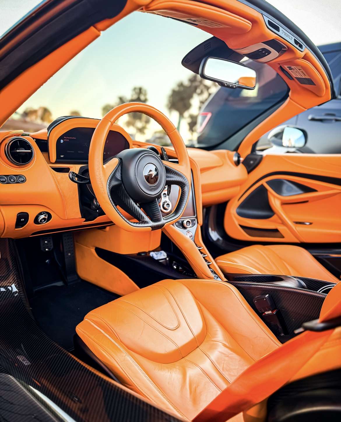 McLaren 765LT Rental in Fort Lauderdale thumbnail 5