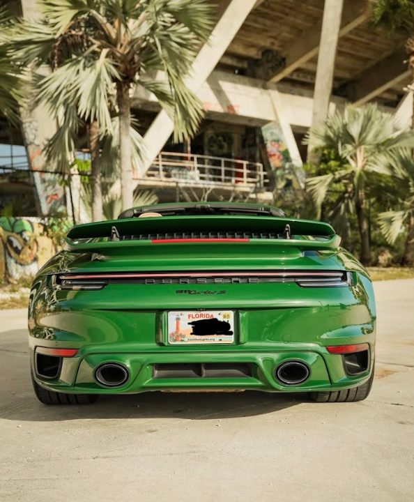 Porsche 911 Turbo Rental in Fort Lauderdale thumbnail 3