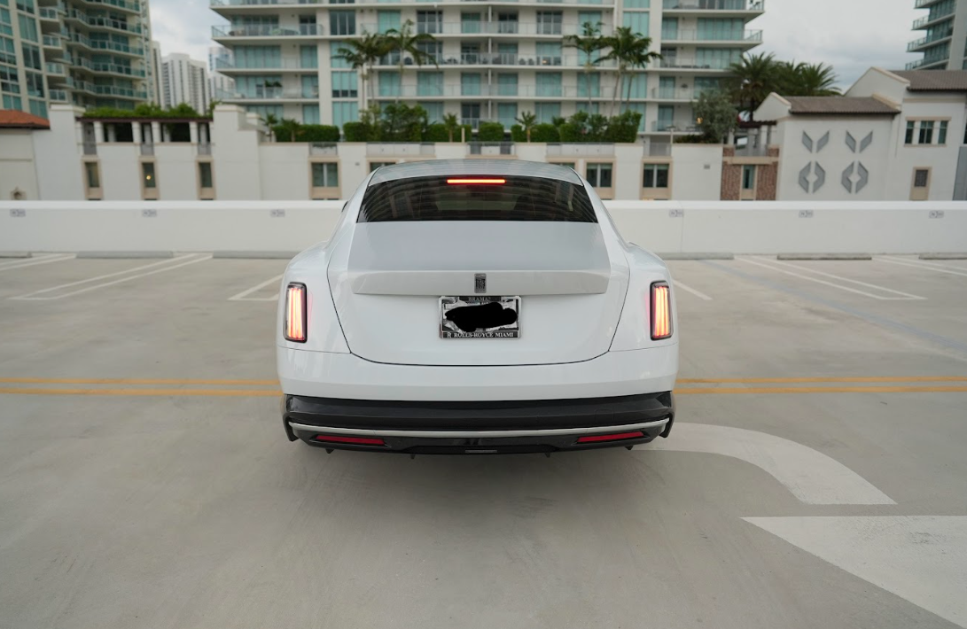 Rolls-Royce Spectre Rental in Miami thumbnail 5