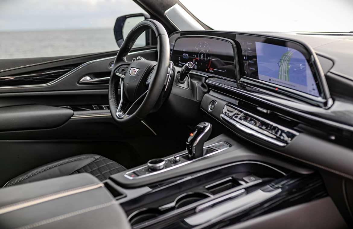 Cadillac Escalade V-Series Rental in Miami thumbnail 4