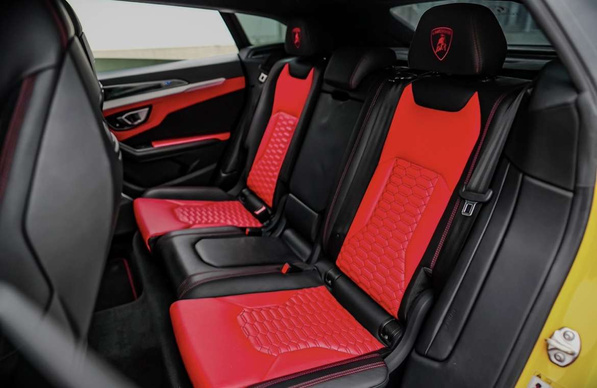 Lamborghini Urus Rental in Miami thumbnail 5