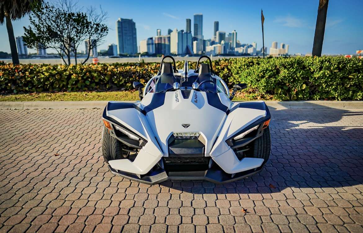 Polaris Slingshot Rental in Miami thumbnail 2