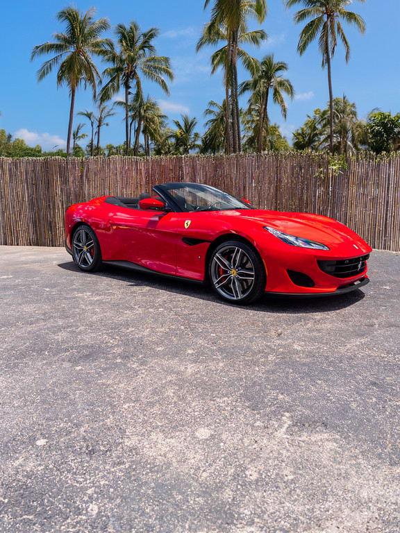 Best Convertible Exotic Car Rentals in Miami in 2026