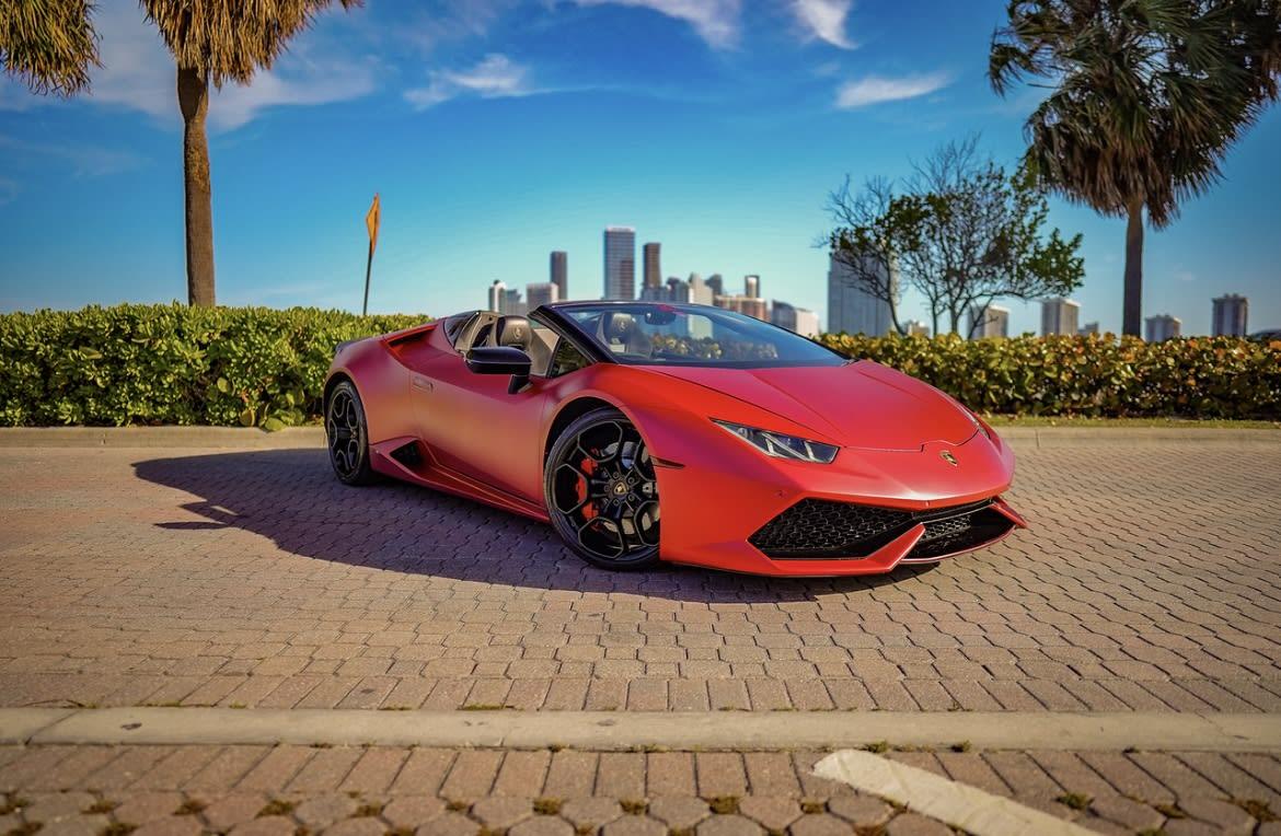 Lamborghini Huracan (Red)